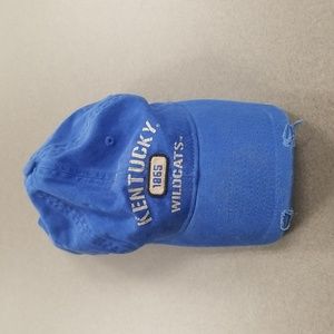Kentucky Wildcats hat. OS
